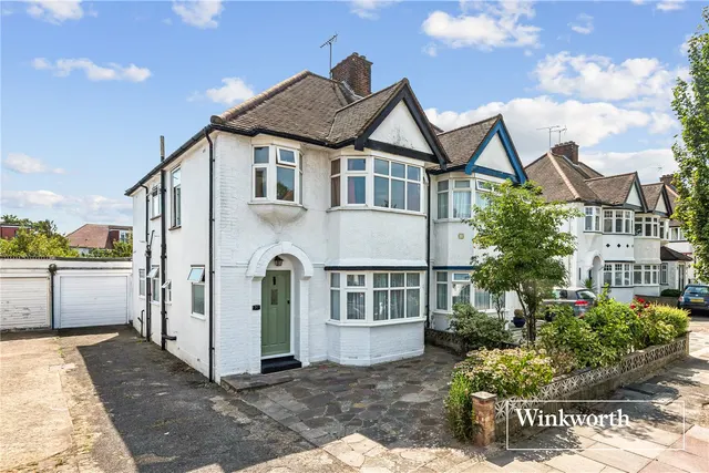Kenver Avenue, North Finchley, London, N12, photo 1
