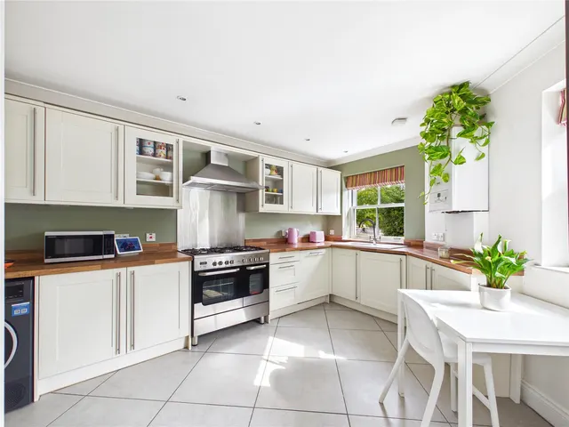 Bredfield Road, Woodbridge, IP12, photo 2
