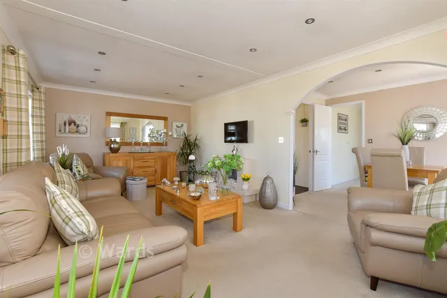 Faversham Road, Seasalter, CT5, photo 3