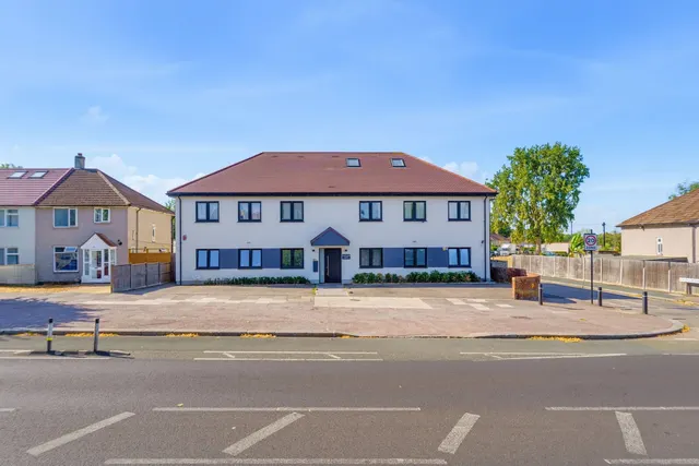 Rochester Way, SE9, photo 1
