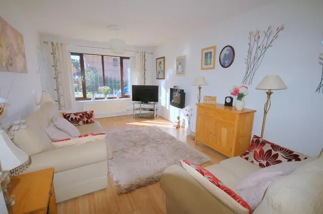 Keswick Close, Crewe, CW2, photo 2