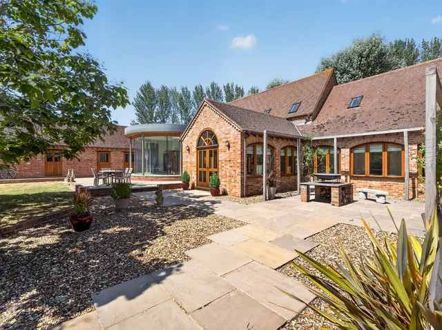 Boddington Road, Claydon Banbury, OX17, photo 2