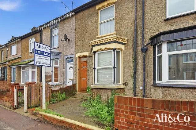 Photo 2 — East Street, Grays, Essex, RM20 4XJ