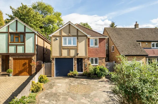Sunningvale Avenue, Biggin Hill, photo 1