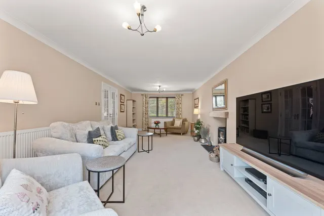 Hawthorn Close, Bleasby, NG14, photo 3