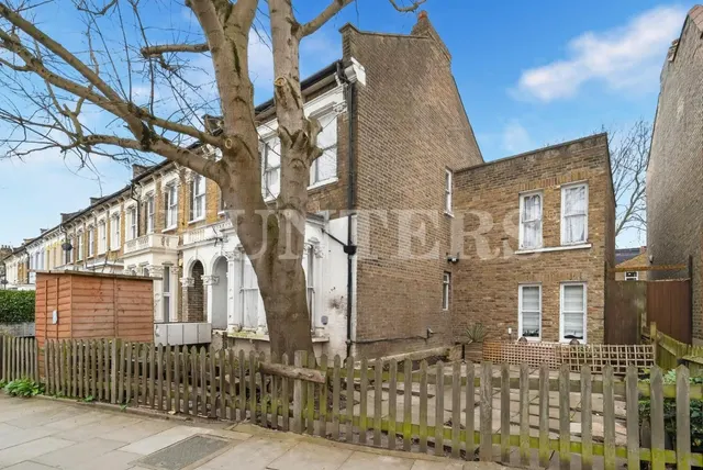 Mount Pleasant Road, London, N17, photo 1