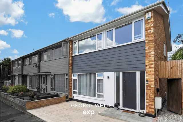 Saffory Close, Leigh On Sea, SS9, photo 1