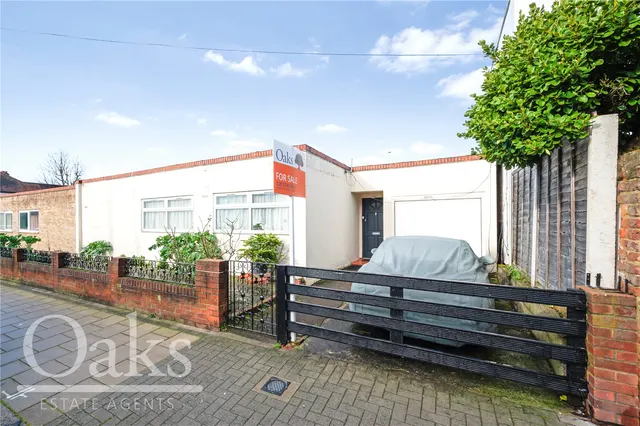 Kempshott Road, Streatham, SW16, photo 1