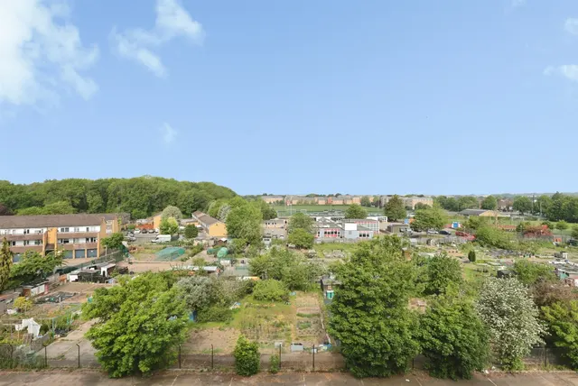 Cherry Tree Road, Watford, WD24, photo 3