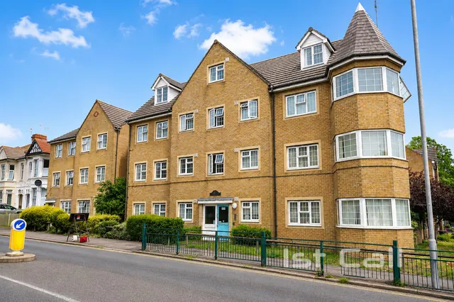 Southchurch Avenue, Southend On Sea, photo 1