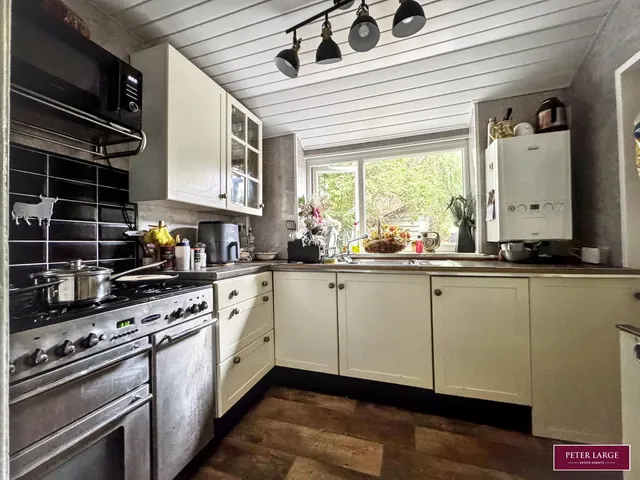 Photo 2 — Weaver Avenue, Rhyl, LL18 4HN
