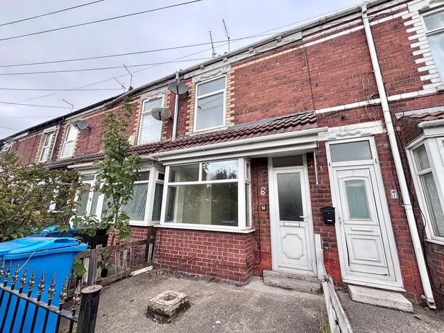 Clarence Avenue, Hull, HU9, photo 1