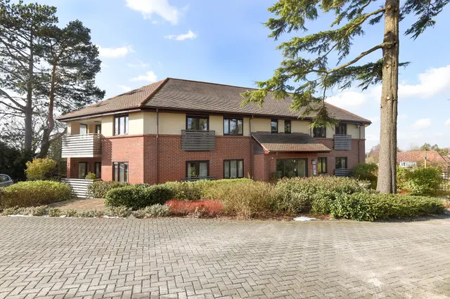 Washington Road, Storrington, RH20, photo 1
