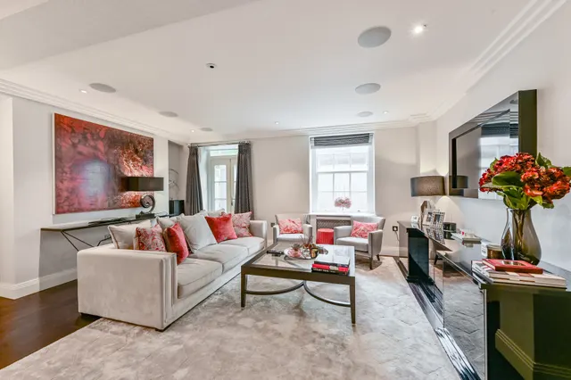 Photo 2 — 4 Manor Apartments, 40-42 Abbey Road, London