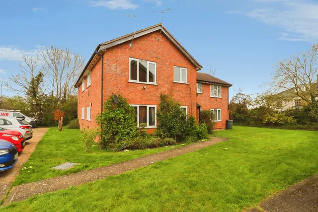 Gainsborough Drive, Halesworth, IP19, photo 1