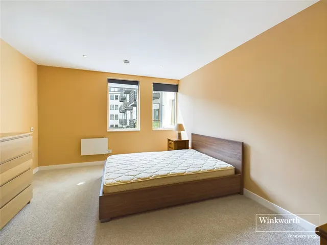 Photo 3 — Queens Wharf, 47 Queens Road, Reading, Berkshire, RG1