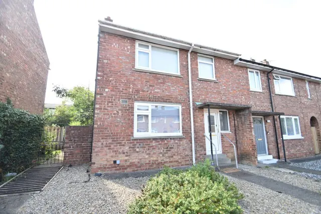Bradford Crescent, Durham, DH1, photo 1