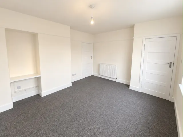 Trenchard Close, Newton, NG13, photo 3