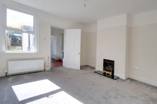 Photo 2 — Helder Street, South Croydon, South Croydon, CR2 6HT