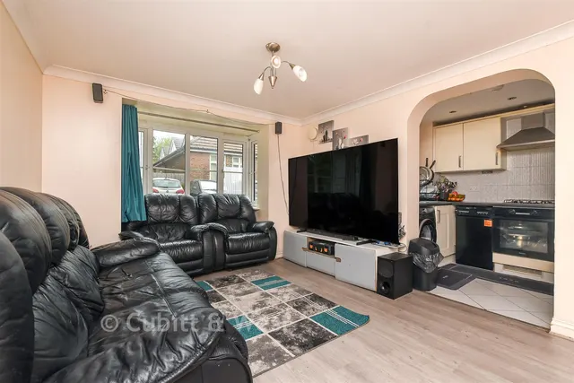 Tylehurst Drive, Redhill, RH1, photo 3