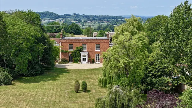 Apperley Gloucester, GL19, photo 1