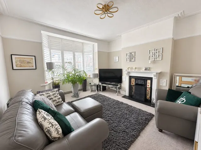 Newquay Road, London, SE6, photo 1