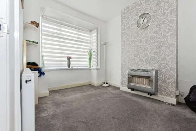 Manor Farm Road, Birmingham, B11, photo 2