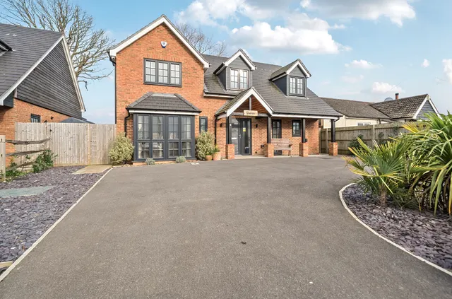 Wickham Road, Fareham, PO17, photo 1