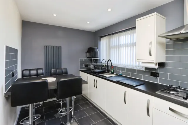 Oakamoor Close, CHESTERFIELD, photo 1