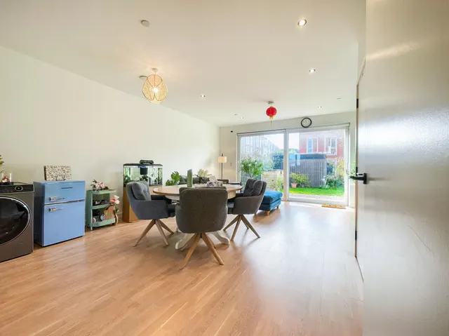 South Loop Square, Birmingham, B16, photo 3