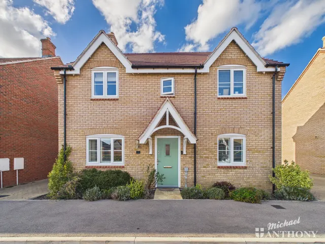 3 bedroom house, Clifford Road, Quainton, HP22