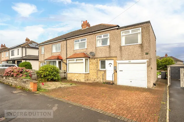 Goldington Avenue, Oakes, HD3, photo 1
