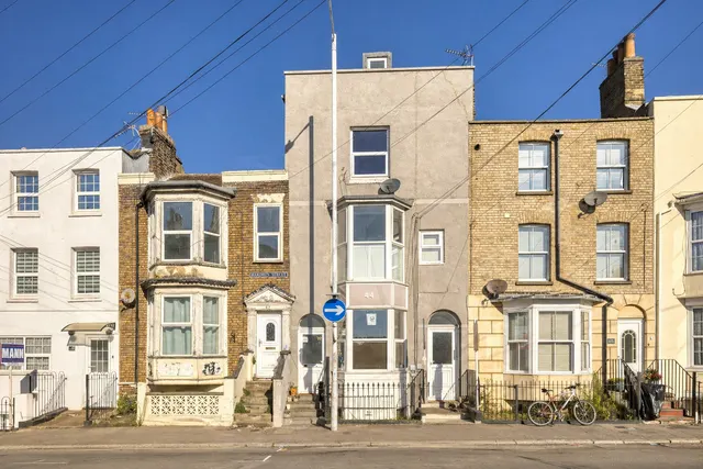 Hardres Street, Ramsgate, CT11, photo 1