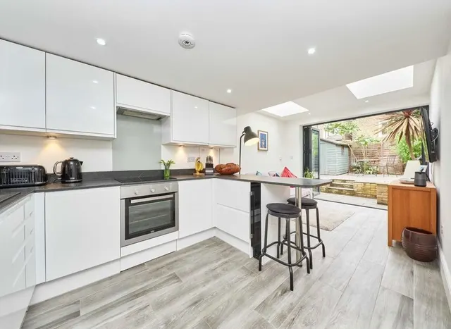Photo 3 — Cautley Avenue, Clapham South, SW4
