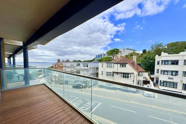 The Point, BH5, photo 2