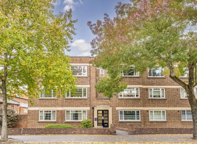 Bedford Road, Chiswick, W4, photo 1