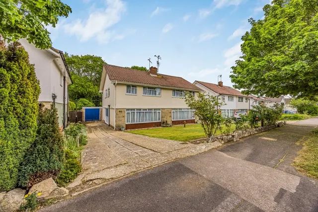 The Dale, Waterlooville, PO7, photo 1