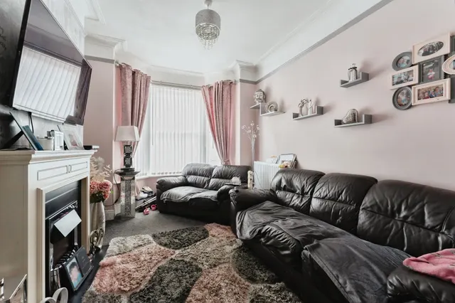 Photo 3 — Ivydale Road, Tranmere, Birkenhead