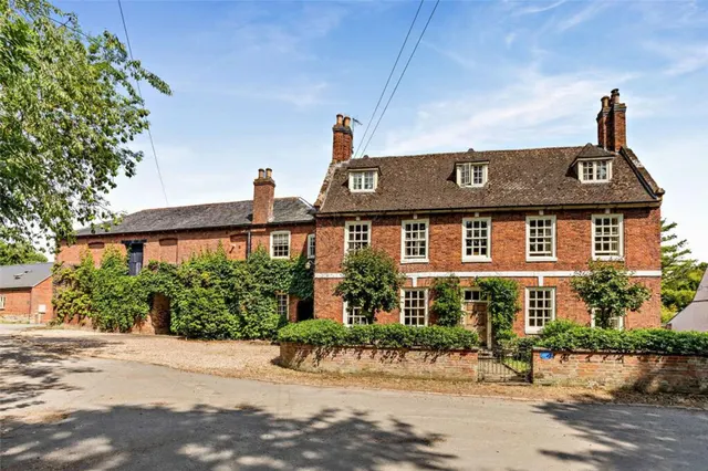 The Green, Lubenham, LE16, photo 1