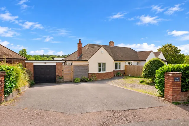 Marshalls Way, Wheathampstead, AL4, photo 1