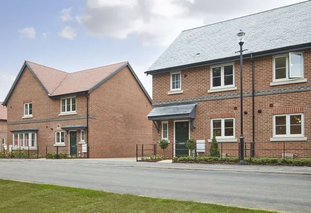 Highlands Lane, Rotherfield Greys, Henley-On-Thames, RG9 4PS, photo 1