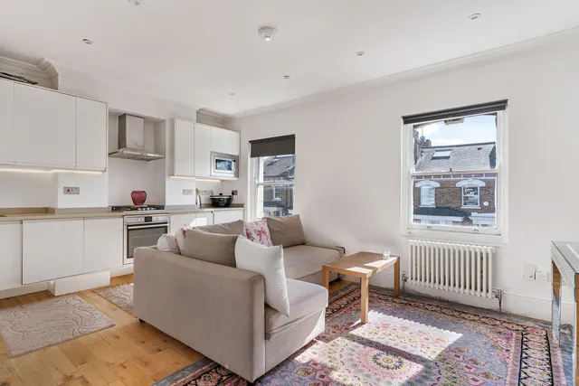 London, SE22 9DL, photo 1