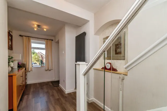 Hillside, Walsall, WS8, photo 2