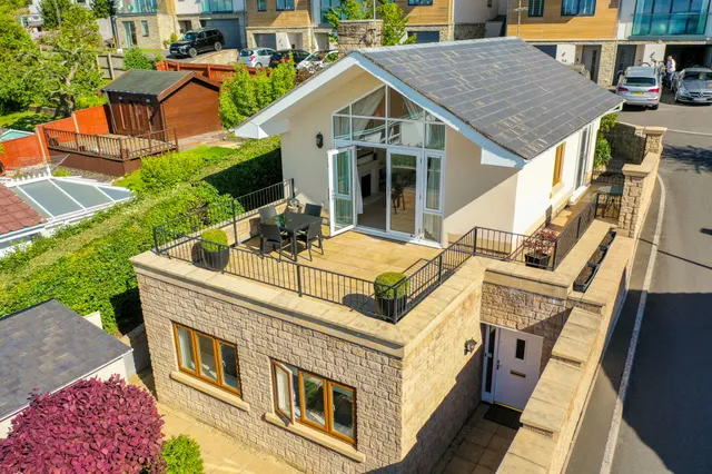 Brackenwood Gardens, Portishead, BS20, photo 1