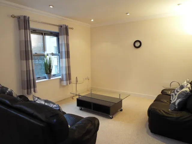 Mount Stuart Square, Cardiff, CF10, photo 3