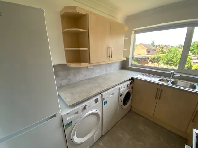 Ray Park Avenue, Maidenhead, SL6, photo 3