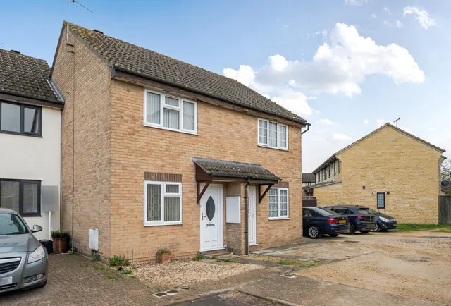 Thorney Leys, Witney, OX28 5LR, photo 1