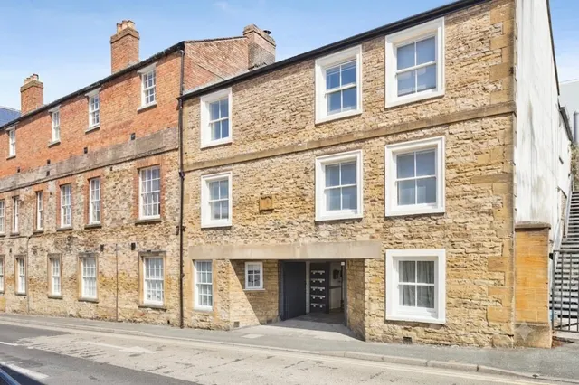 South Street, Yeovil, photo 1