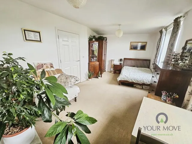 Poplar Place, London, SE28, photo 3