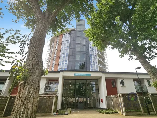 Poplar Place, London, SE28, photo 1